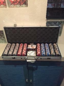 Poker table high quality at an unbeatable price