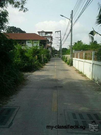 Land Pattaya Na Klua area 880 sq.m very good land for doing business and projects