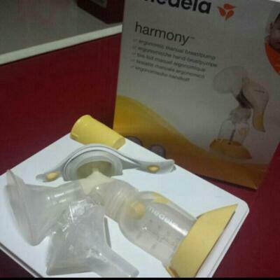 Brand New Medela manual breast pump