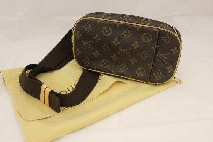 LOUIS VUITTON LV Pochette Gange Monogram Canvas, Sling/Shoulder