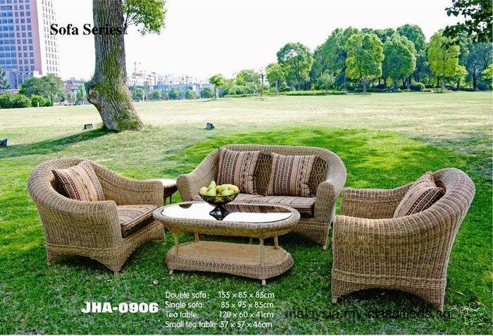 Decon wicker garden furniture