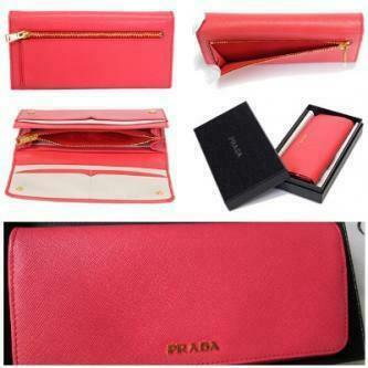 Prada saffiano wallet