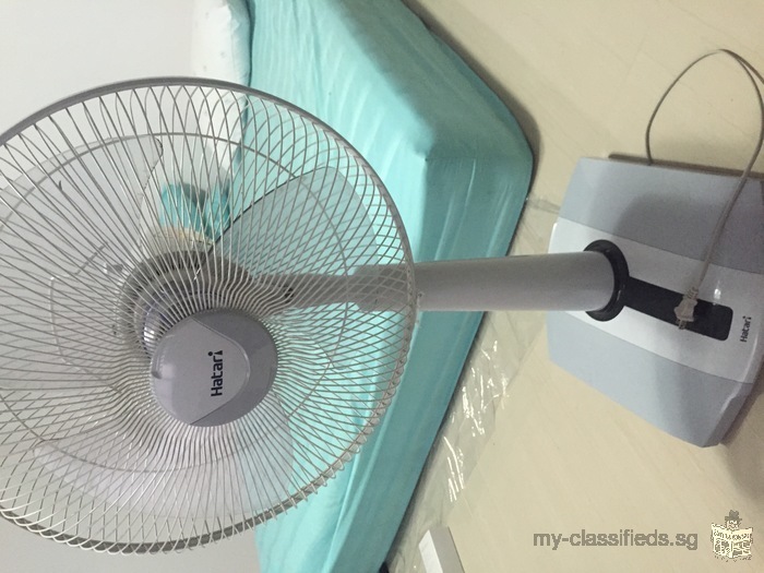 Selling 2 month old fan (Hatari 16 inch slide fan)